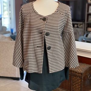Houndstooth swing coat.